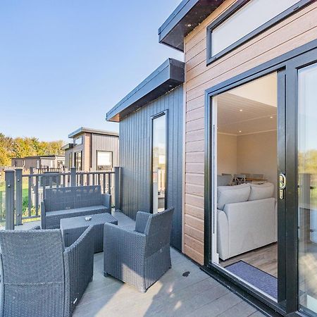 Waterside Hambleton Lakeside Lodges Poulton-le-Fylde Eksteriør bilde