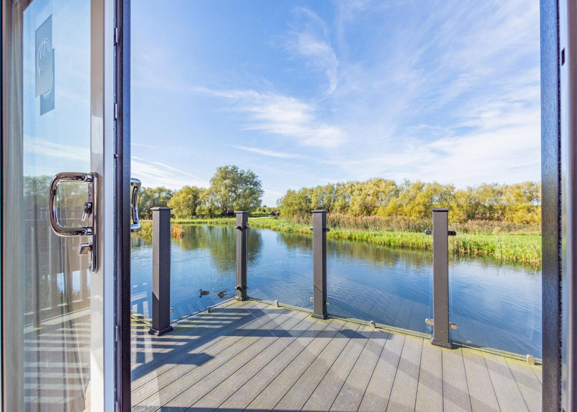 Waterside Hambleton Lakeside Lodges Poulton-le-Fylde Eksteriør bilde