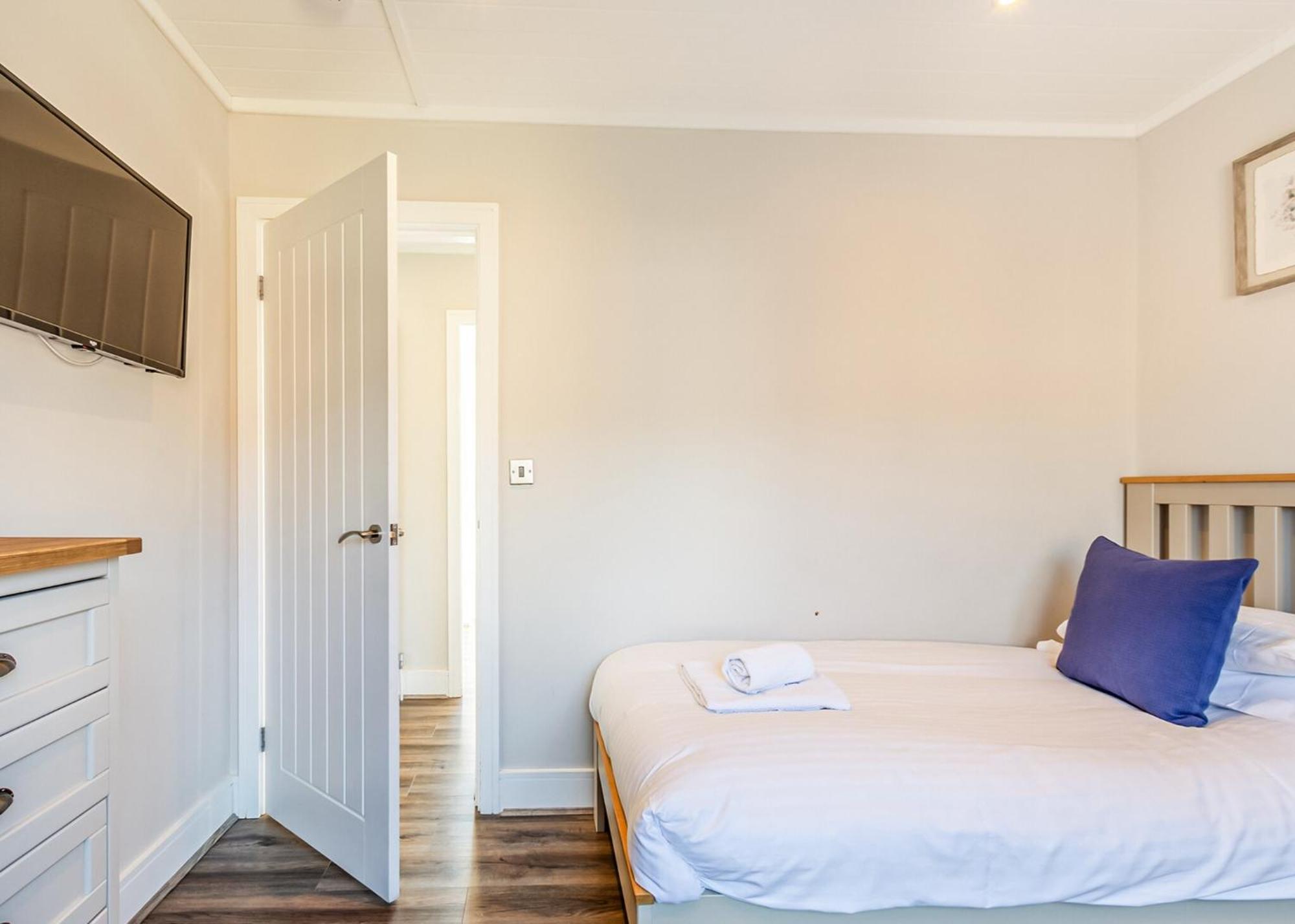 Waterside Hambleton Lakeside Lodges Poulton-le-Fylde Rom bilde