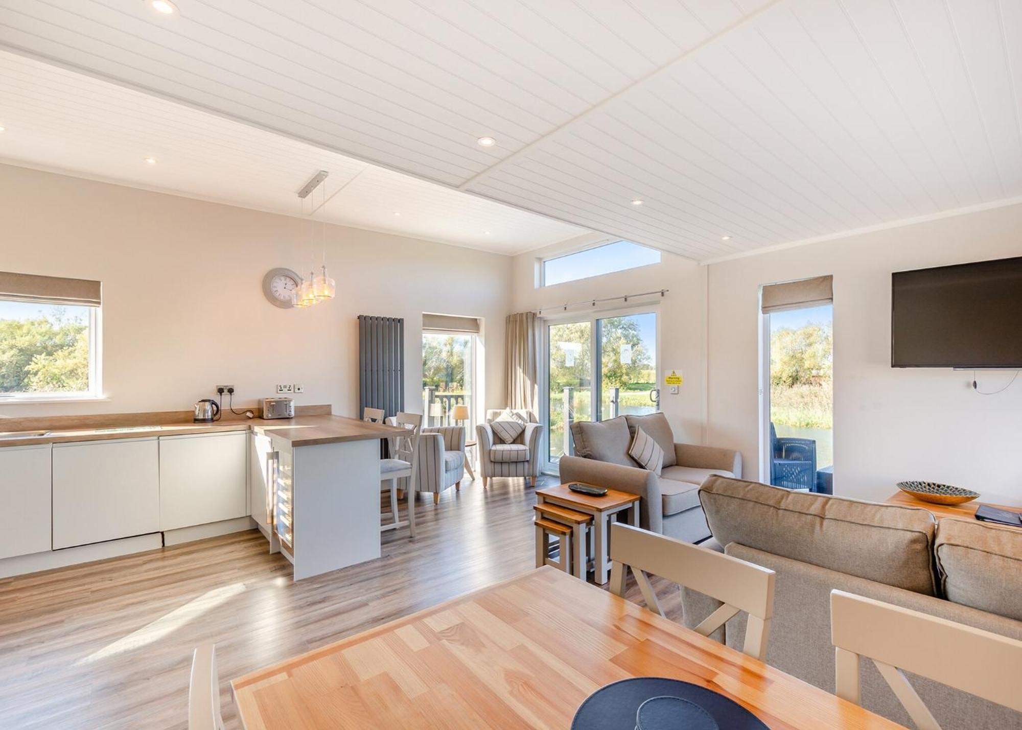Waterside Hambleton Lakeside Lodges Poulton-le-Fylde Rom bilde